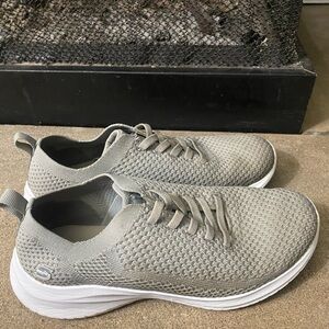 Skechers S Sport Reese 2.0 Elastic Gore Sneakers size 8.5 pull on cushioned